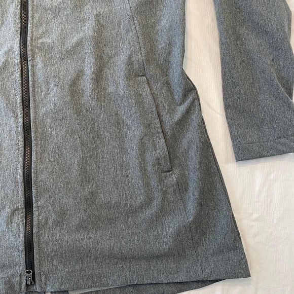 Columbia Miller Peak Softshell Rain Jacket - Picture 6 of 16